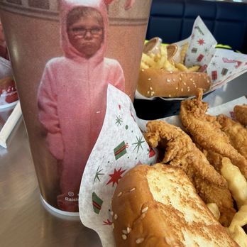Raising Cane's Chicken Fingers - Fast Food Near Me - Indianapolis, Indiana