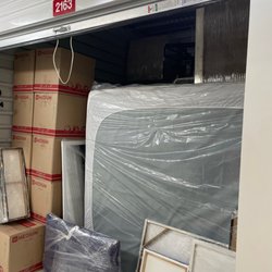 CubeSmart Self Storage - Super clean!!
