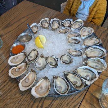 Taylor Shellfish Oyster Bar - Oysters - Seafood Near Me - Seattle, Washington Taylor Shellfish Oyster Bar - Oysters - Seafood Near Me - Seattle, Washington