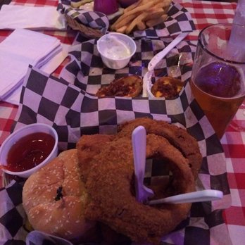Huey's Downtown - Burgers Near Me - Memphis, Tennessee Huey's Downtown - Burgers Near Me - Memphis, Tennessee