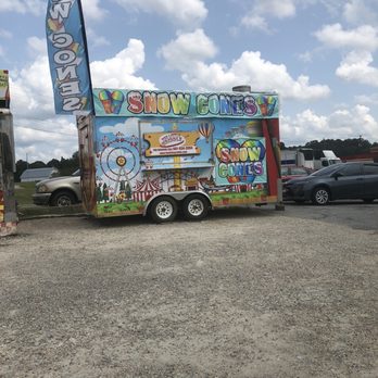 The Little Griddle - This snow cone stand is next to it - Food Stands Near Me - Meridian, Mississippi The Little Griddle - This snow cone stand is next to it - Food Stands Near Me - Meridian, Mississippi