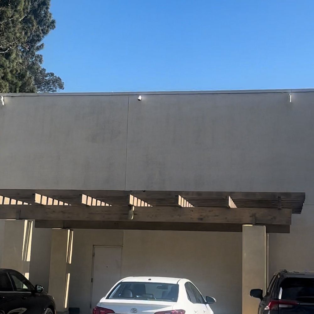Safeway - SECURITY CAMERAS POINTING AWAY FROM PARKING LOT EXEPT FOR ONE IN THIS INSTANCE AND ITS BARELY LOOKING TOWARDS VEHICLES - Grocery Near Me - Hayward, California Safeway - SECURITY CAMERAS POINTING AWAY FROM PARKING LOT EXEPT FOR ONE IN THIS INSTANCE AND ITS BARELY LOOKING TOWARDS VEHICLES - Grocery Near Me - Hayward, California
