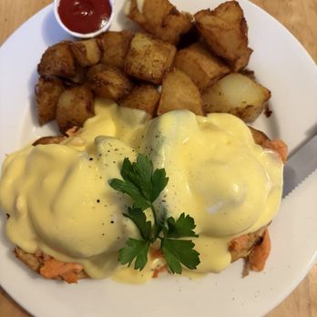 Blue Fox Cafe - Breakfast & Brunch Near Me - Victoria, British Columbia