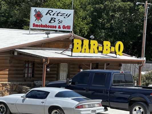 Ritzy B's Smokehouse & Grill by null