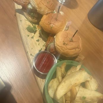Klassics - Mambo Fried Chicken Sliders - Venues & Event Spaces Near Me - Minneapolis, Minnesota Klassics - Mambo Fried Chicken Sliders - Venues & Event Spaces Near Me - Minneapolis, Minnesota
