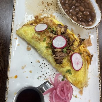 Madres Brunch - Birria omelette - Breakfast & Brunch Near Me - Whittier, California Madres Brunch - Birria omelette - Breakfast & Brunch Near Me - Whittier, California