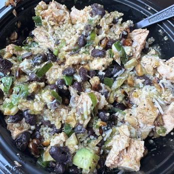 Copper Hill BBQ - Bowl with Quinoa, chicken, black beans, corn, scallions and I had two sauces..green verde and chipotle - Barbeque Near Me - Valencia, California