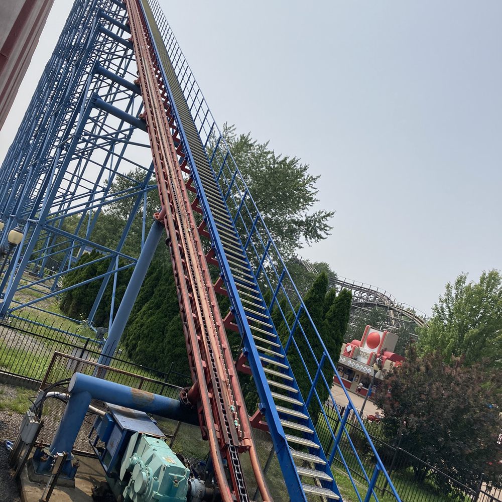Six Flags Darien Lake - Ride Of Steel - Amusement Parks Near Me - Corfu, New York Six Flags Darien Lake - Ride Of Steel - Amusement Parks Near Me - Corfu, New York