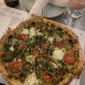 Sixty Vines - margarita pizza - New American Near Me - Dallas, Texas Sixty Vines - margarita pizza - New American Near Me - Dallas, Texas