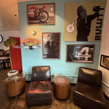 Shift Coffee House - Seating area inside - Coffee & Tea Near Me - Sacramento, California