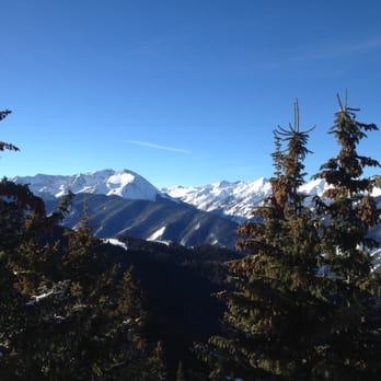 Sundeck - American Near Me - Aspen, Colorado