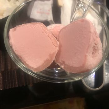 Kitami Yakiniku & Sushi - Red Bean Mochi - Japanese Near Me - Lafayette, Indiana