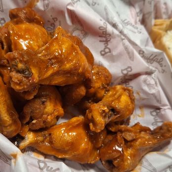 Buffalo's - Wings and coleslaw before my celery and blue cheese dressing showed up - American Near Me - Cumming, Georgia Buffalo's - Wings and coleslaw before my celery and blue cheese dressing showed up - American Near Me - Cumming, Georgia