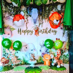 Luna De Papel - Safari Theme Party