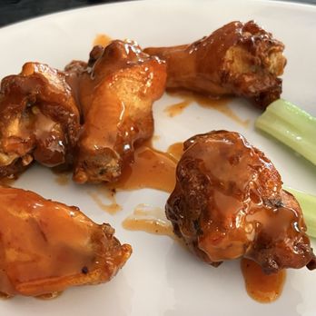 Dunks Bar & Grill - Mango Habanero Boneless Wings 6 Piece - Burgers Near Me - Dixon, Illinois Dunks Bar & Grill - Mango Habanero Boneless Wings 6 Piece - Burgers Near Me - Dixon, Illinois
