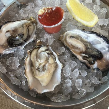 Seasurf Fish - Oysters $1.50 each happy hour - Seafood Near Me - Yorba Linda, California Seasurf Fish - Oysters $1.50 each happy hour - Seafood Near Me - Yorba Linda, California
