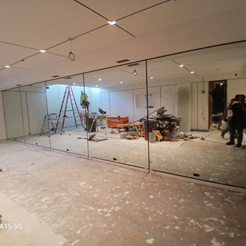 Maximo Glass - Glass & Mirrors Near Me - san jose, California