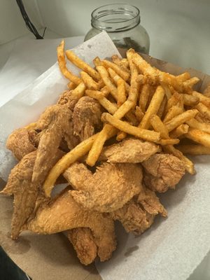 Harold's Chicken Shack by null