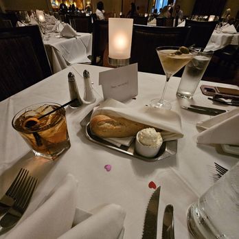 Ruth's Chris Steak House - Manhattan and martini - Steakhouses Near Me - Orlando, Florida Ruth's Chris Steak House - Manhattan and martini - Steakhouses Near Me - Orlando, Florida