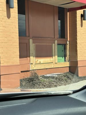 UNO Pizzeria & Grill by null