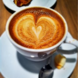 Sambalatte - Boca Park - Cappuccino & Pastry