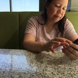 Pho Van Vietnamese Restaurant - Waiting for our dine-in order