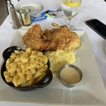 The Wild Goose - New American Near Me - Port Washington, New York