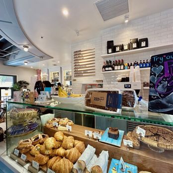 Republik Coffee Burbank - Inside - Cafes Near Me - Burbank, California Republik Coffee Burbank - Inside - Cafes Near Me - Burbank, California