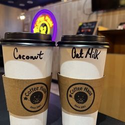 20oz hot chai latte with coconut milk, 20oz hot chai latte with oat milk
