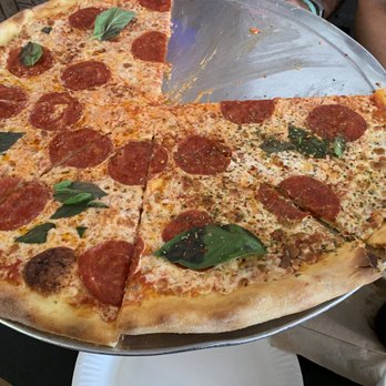 Best Pizza - pepperoni pie - Pizza Near Me - Brooklyn, New York Best Pizza - pepperoni pie - Pizza Near Me - Brooklyn, New York