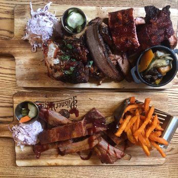 Manchester Smokehouse & Cellar - Ribs, and the smoke platter ! Well worth it ! - Smokehouse Near Me - Manchester, XGM