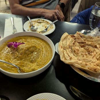 Bombay Bistro - Paneer pasanda and naans - Indian Near Me - Redmond, Washington Bombay Bistro - Paneer pasanda and naans - Indian Near Me - Redmond, Washington