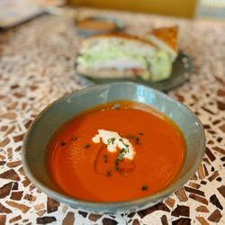 Google Visitor Experience Cafe - Creamy tomato basil soup