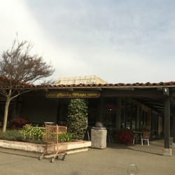 Mucho Wraps - Next to Safeway