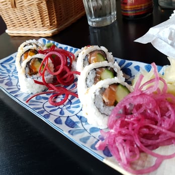 Itamae - Sushin, vackert upplägg! - Asian Fusion Near Me - Sundbyberg, Alberta