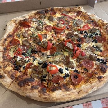 Bella Napoli - Supreme 18", no mush, half olives - Pizza Near Me - Panama City Beach, Florida Bella Napoli - Supreme 18", no mush, half olives - Pizza Near Me - Panama City Beach, Florida