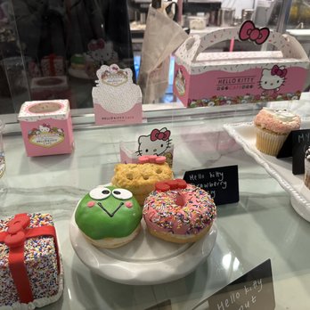 Hello Kitty Cafe - Donuts and puff pastry - Themed Cafes Near Me - Las Vegas, Nevada Hello Kitty Cafe - Donuts and puff pastry - Themed Cafes Near Me - Las Vegas, Nevada