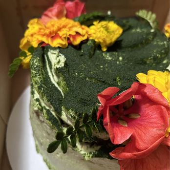 ByClio Bakery - 6-inch custom cake: oolong cake, egg custard filling, matcha cream top frosting - Bakeries Near Me - Brooklyn, New York ByClio Bakery - 6-inch custom cake: oolong cake, egg custard filling, matcha cream top frosting - Bakeries Near Me - Brooklyn, New York