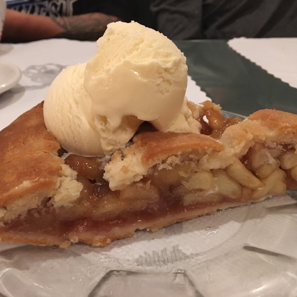 Vallemar Station - Apple pie ala mode - Steakhouses Near Me - Pacifica, California Vallemar Station - Apple pie ala mode - Steakhouses Near Me - Pacifica, California