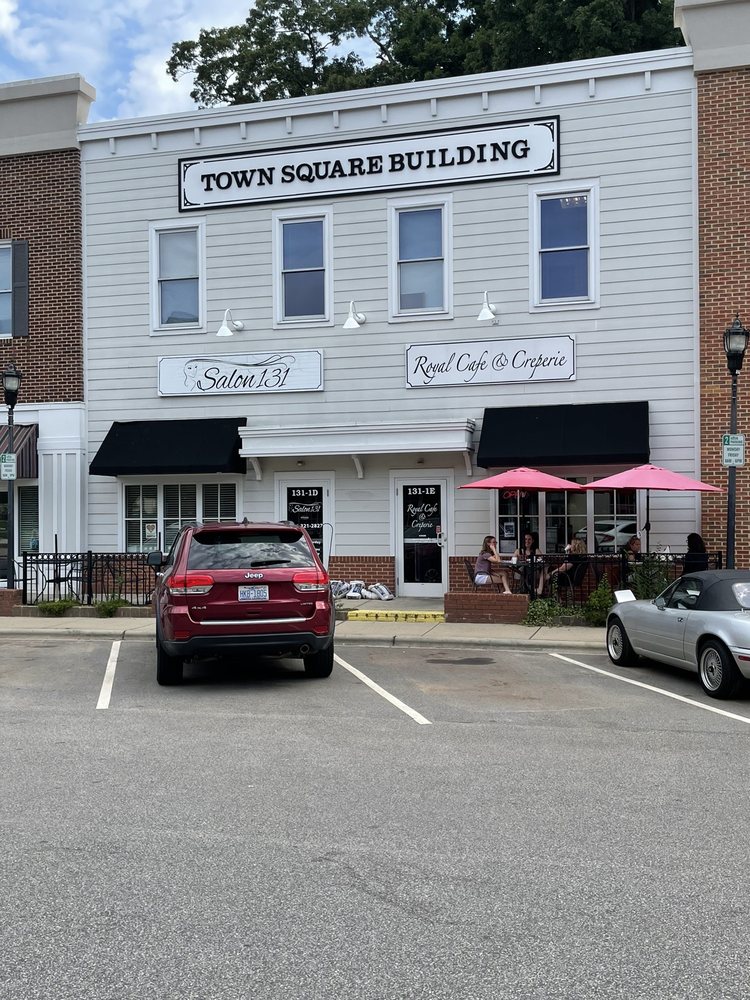 Royal Cafe & Creperie