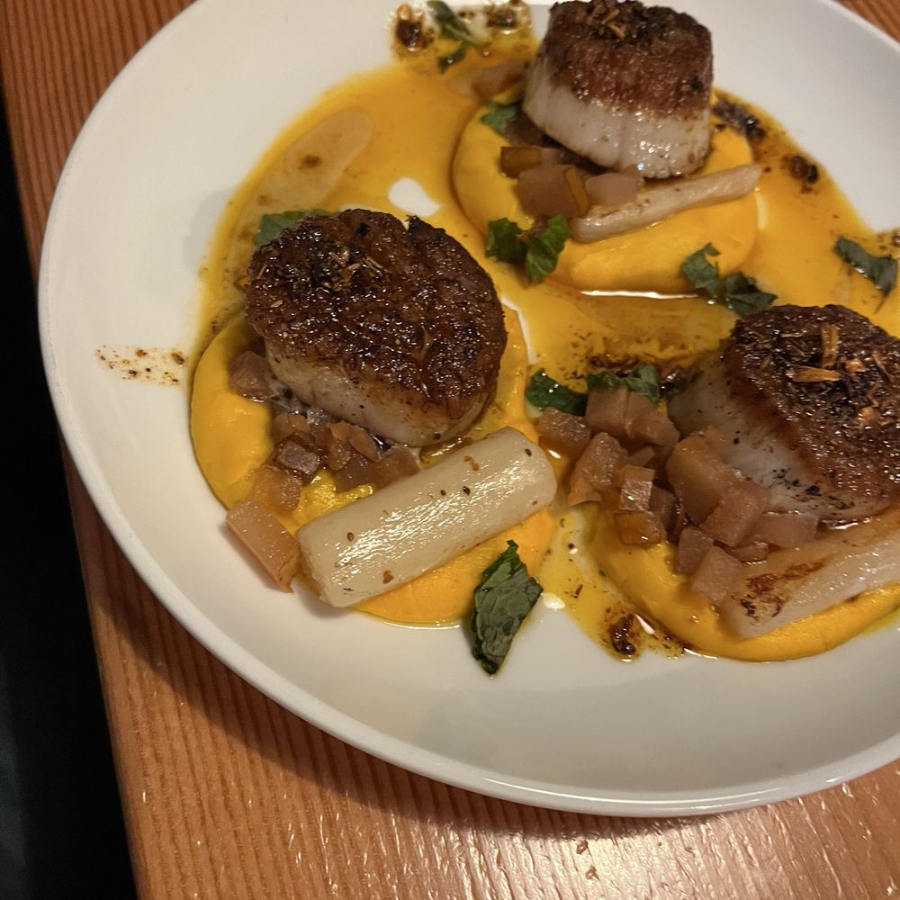 Tinker Street - Scallops - Wine Bars Near Me - Indianapolis, Indiana Tinker Street - Scallops - Wine Bars Near Me - Indianapolis, Indiana