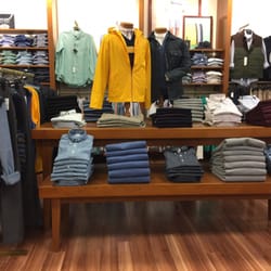 Brooks Brothers Factory Outlet