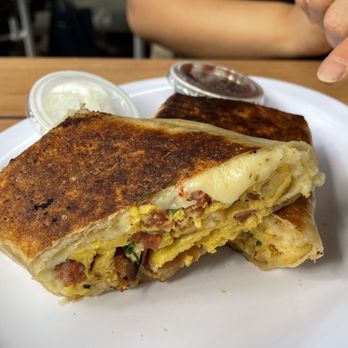 Eggs 'n Things Ko Olina - burrito - American Near Me - Kapolei, Hawaii Eggs 'n Things Ko Olina - burrito - American Near Me - Kapolei, Hawaii