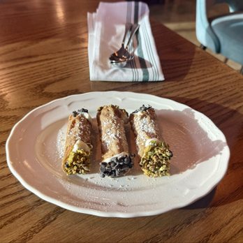 Ospi Costa Mesa - Cannoli - Pizza Near Me - Costa Mesa, California Ospi Costa Mesa - Cannoli - Pizza Near Me - Costa Mesa, California