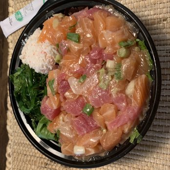 Ichi Poki & Ramen - Large bowl with salmon and tuna!!! Portion are so generous I love this place!! - Poke Near Me - Chino, California