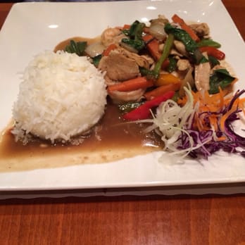 Frankly Thai - Basil chicken/shrimp - Thai Near Me - Franklin Square, New York Frankly Thai - Basil chicken/shrimp - Thai Near Me - Franklin Square, New York