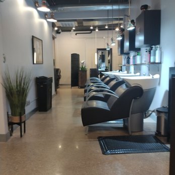 Elate Salon - A real hair salon worth going to - Hair Salons Near Me - Naperville, Illinois