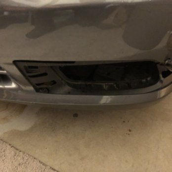 ampm - Ouch... believe it when the sign warns about loose moulding. The machinery might remove it for ya. Guess it's time to get fog lights. - Convenience Stores Near Me - Lincoln, California