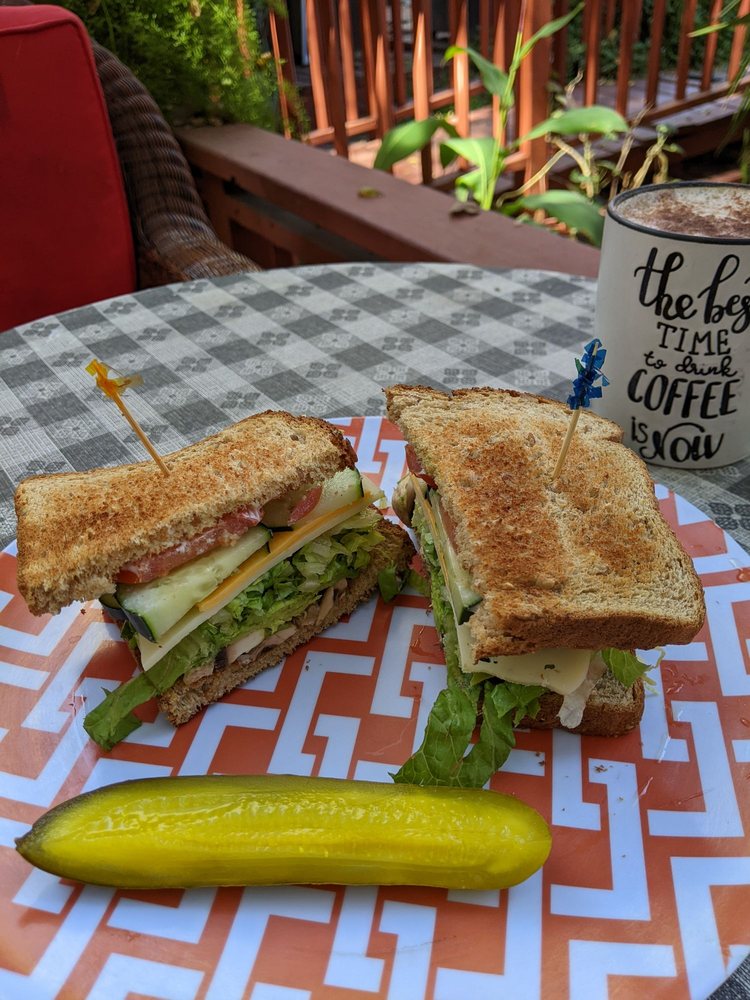 THE QUEEN BEAN COFFEE HOUSE Updated October 2024 202 Photos & 338