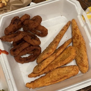 HUMDINGER DRIVE-IN - Updated January 2026 - 20 Photos & 34 Reviews ...